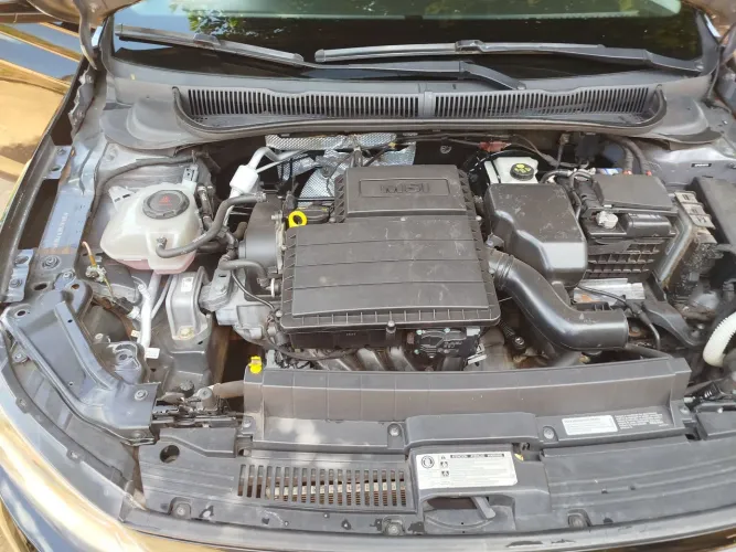 Volkswagen Polo 1.6 MSI Flex 16V 5P 2020