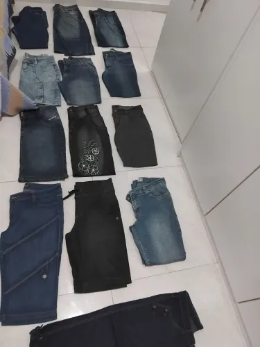 Lote jeans 13 peças