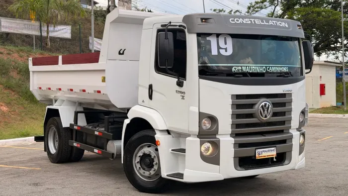 VW 17190 ANO 2019 CAMINHÃO CAÇAMBA TOCO COM AR-CONDICIONADO