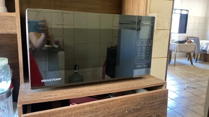 Microondas espelhado