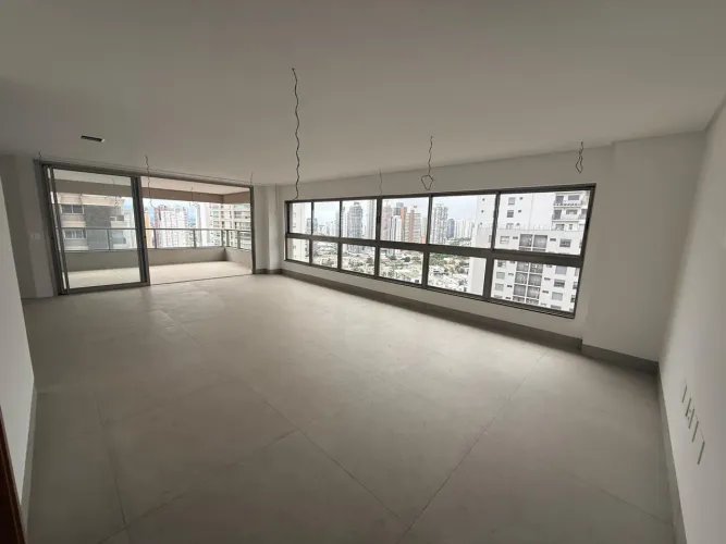 Apartamento, 3 quartos, 3 suítes, 240 m², 3 vagas no Setor Marista em Goiânia
