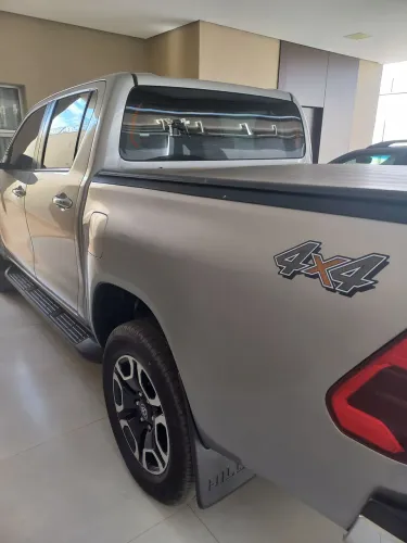 Toyota Hilux CD SRX 4X4 2.8 TDI 16V Diesel Aut. 2023