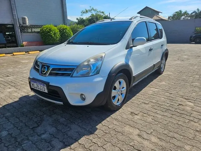 Nissan Livina X-gear Sl/X-gear 1.8 Flex F. Aut. 2013