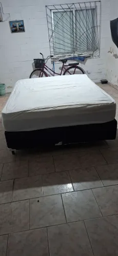 Cama Box Queen Size + Colchão