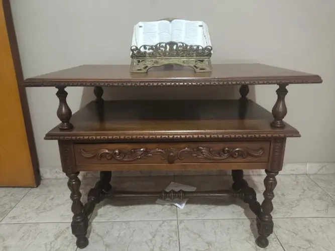 Aparador de Quarto Antigo de Madeira Maciça