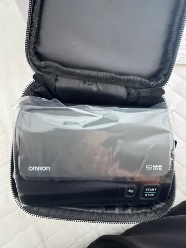 Aparelho de Pressão Digital Omron IntelliSense - Novo na Caixa 