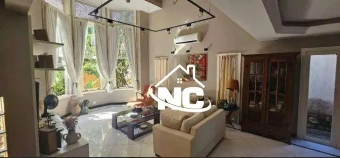 Casa com 3 quartos à venda, 300 m² por R$ 3.500.000 - Itacoatiara - Niterói/RJ
