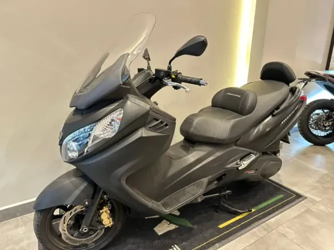 MAXSYM 400i
