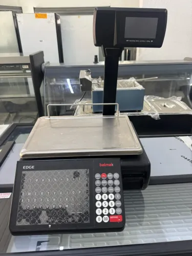 Balança etiquetadora Balmak Semi Nova
