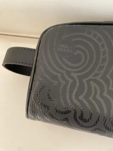 Necessaire Chilli Beans Preta Nova