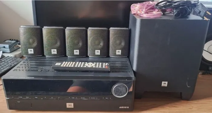 JBL AVR 1010