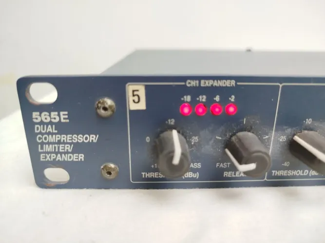 Symetrix 565E Dual Compressor/Limiter/Expander