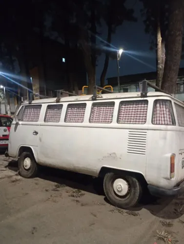 Volkswagen Kombi Standard/ Luxo/ Serie Prata 1991