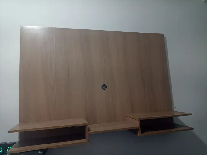 Vende-se Painel para Tv / L.A : 1,50m x 1,00m