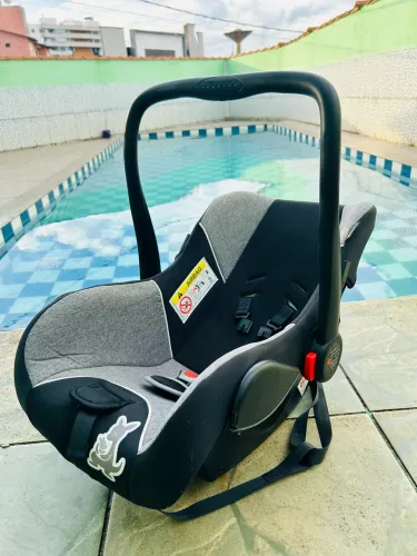 Bebê conforto multikids