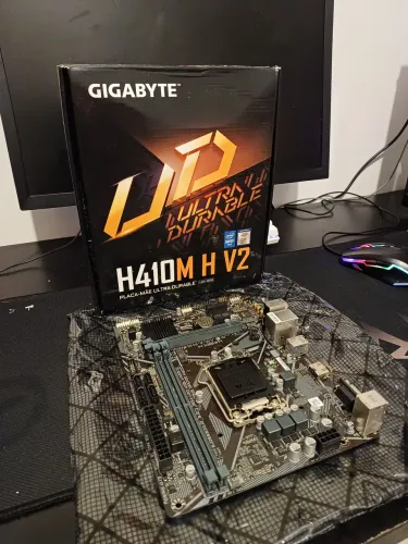 placa mãe H410M H (defeito)