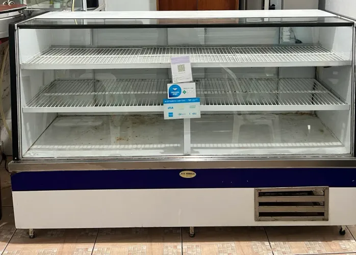 Refrigerador comercial