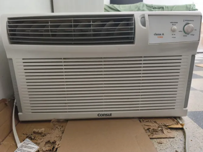 Ar Condicionado Janela Consul 12000 BTUs (semi-novo)