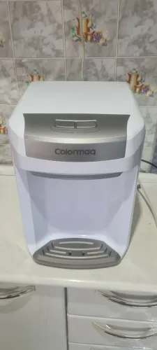 Vendo este bebedouro e purificador de agua