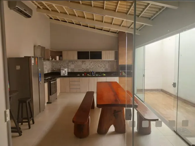 Casa em condomínio aluguel Moto GP