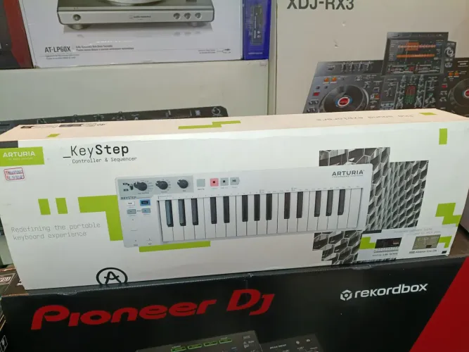 Controlador Arturia KeyStep