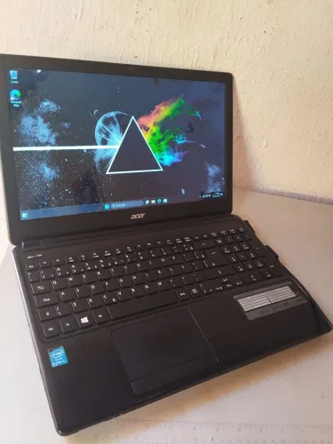 Notebook Acer i5/ 8G de ram/ SSD