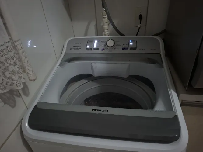 Máquina de Lavar Panasonic 12 kg - Excelente Estado