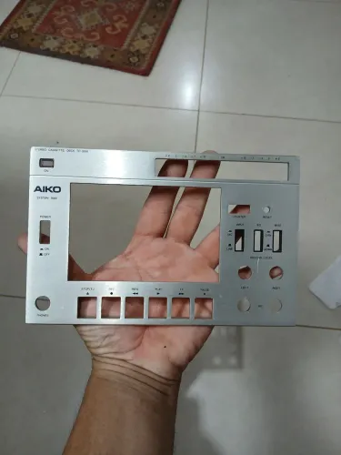 Tape deck Aiko TD 3000 ( painel frontal ) leia