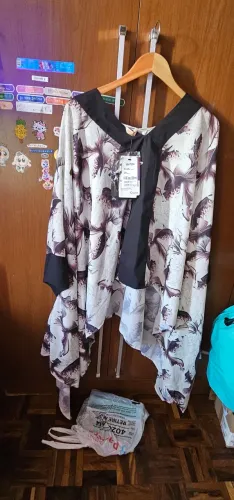 LINDA CAMISA AMPLA LEZ A LEZ