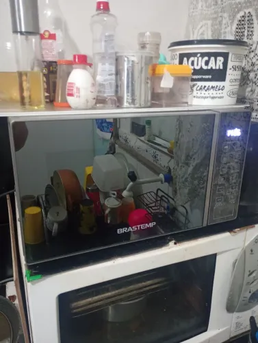 Microondas Brastemp espelhado 20L perfeitas condições 