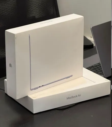 MACBOOK AIR M4 16/256, LOJA NO RIOMAR, ACEITAMOS MACBOOK E IPHONE USADO.