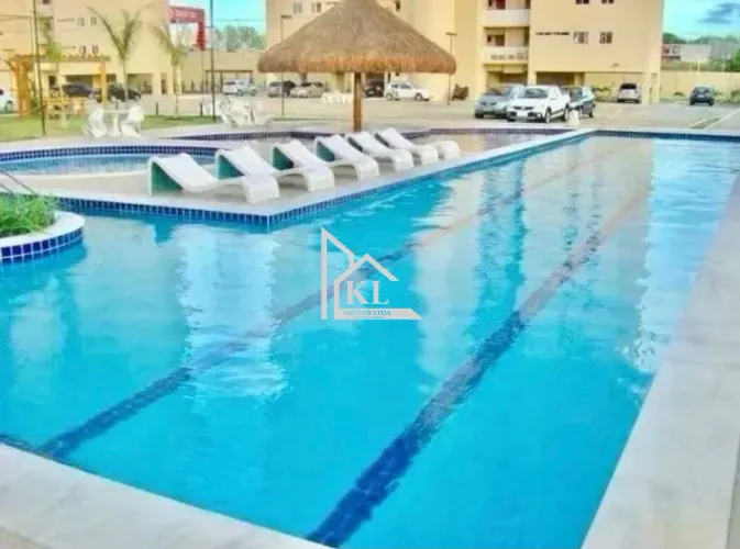 Lindo apartamento, 2 quartos (suíte), reformado - andar térreo - lado sombra - Res. Natal