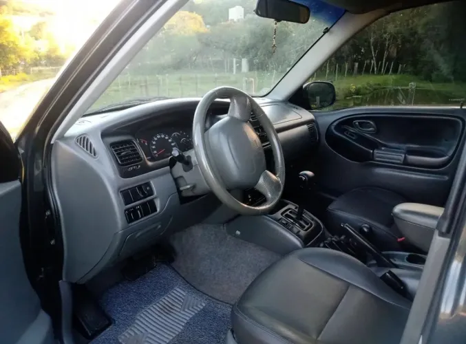 Suzuki Grand Vitara 2.0 16V 4x2/4x4 5P Aut. 2002
