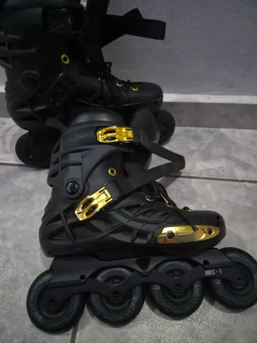 Patins Oxer Darkness Gold in line