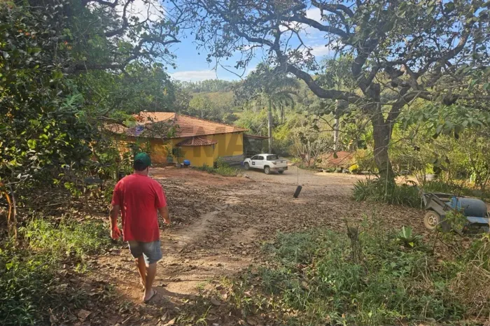 "Chácara dos Sonhos à Venda em Minas Gerais!"