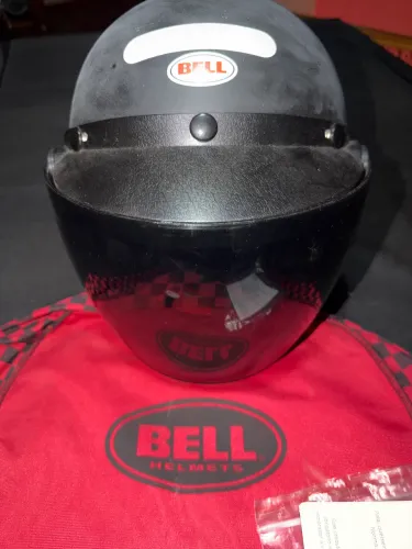 capacete bell nunca usado