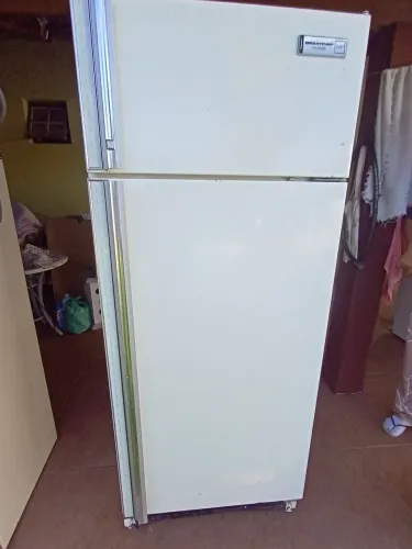 Geladeira Brastemp Ice Magic 440 (antiga, funcionando).