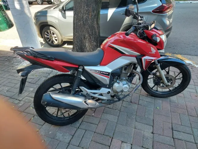 Titan 160 