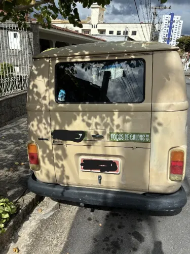 Volkswagen Kombi Furgão (álcool) 1986
