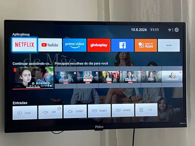 Vendo Tv Smart, 32 polegadas funcionando perfeitamente. 
