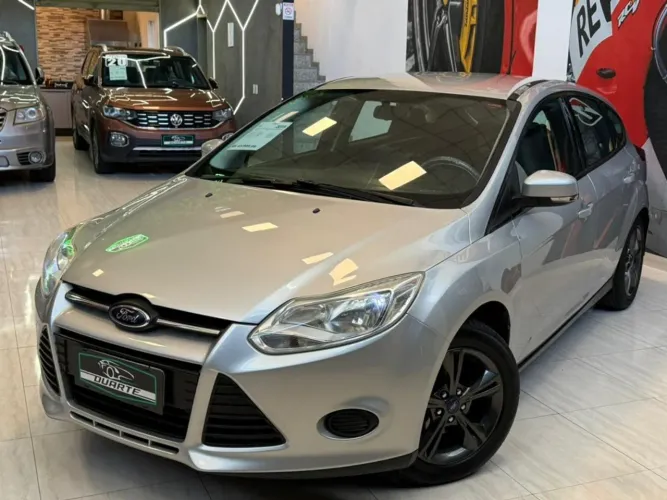Ford Focus 1.6 S/se/se Plus Flex 8v/16v 5P 2015