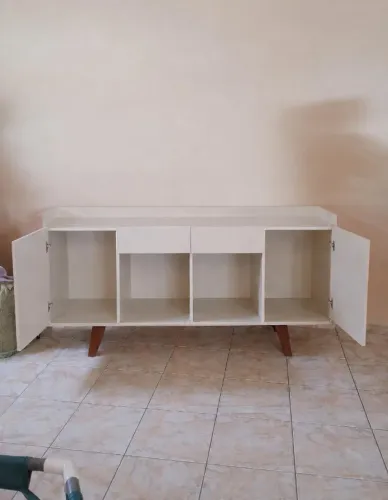 Vendo móveis semi novos,  cada item possui o seu valor, favor entre em contato pelo chat