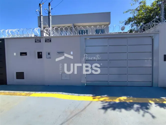 Sobrado Novo 197m² | 3 Quartos | Suíte | 2 Vagas | Res. Aquários