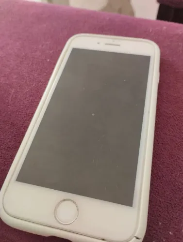 iPhone 8