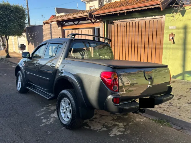 Mitsubishi L200 Triton HPE 3.2 CD TB Int.diesel MEC 2010