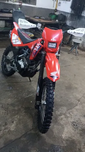 CRF 230 impecável 