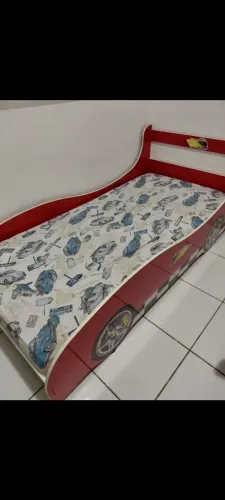 Cama infantil - carros