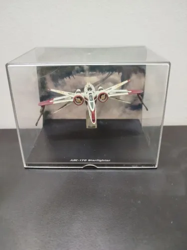 ARC-170 Starfighter Star Wars - Miniatura em Expositor Acrílico