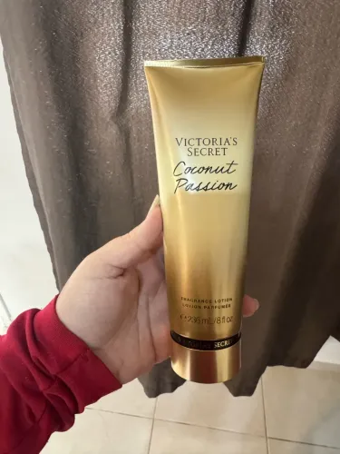 Creme Victoria secret coconut