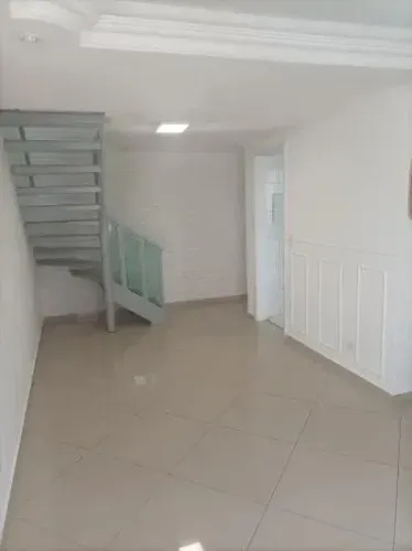 Sobrado condominio com 2 quartos 2 vagas cobertas em Jardim Sarah - São Paulo - SP